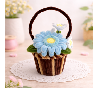 Ръчно изработена кошница с цветя от декоративна тел "Гербер" 