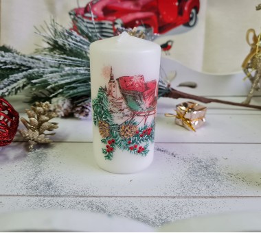 Коледна свещ "Шейната на дядо Коледа" Коледна свещ "Шейната на дядо Коледа"