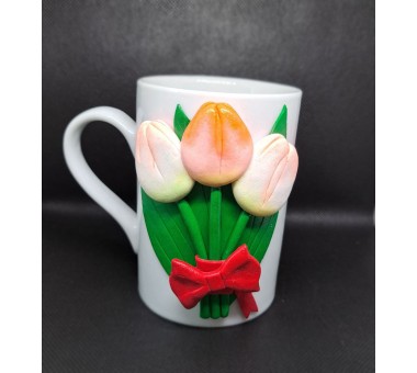 Чаша с лалета