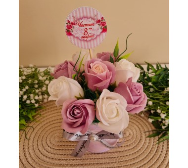 Рециклирана кутия с рози - Вариант 3