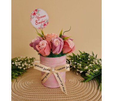 Рециклирана кутия с рози - Вариант 4